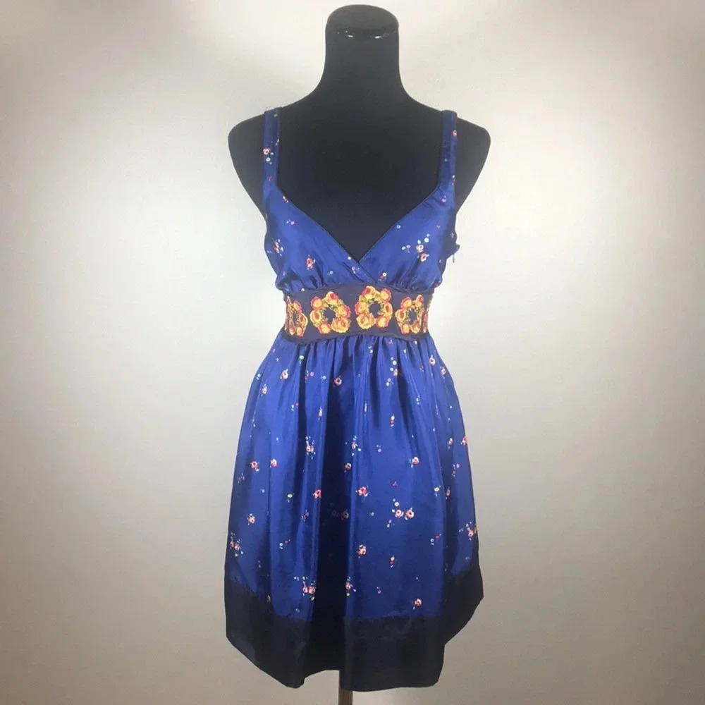 Johnny Was 100% Silk Dress Embroidered Boho Ikat